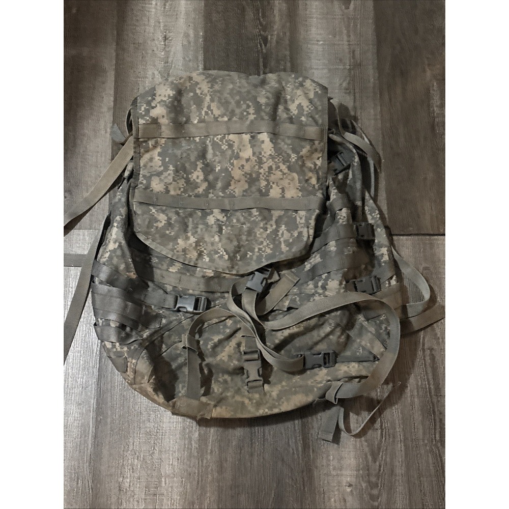 Complete Rucksack Backpack ACU Large Version MOLLE II Straps Need Reentry
